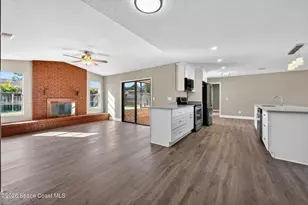 286 Emerson Dr NW, Palm Bay, FL 32907 - Photo 12