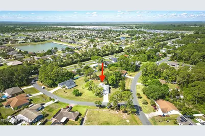 196 Delia Avenue NW, Palm Bay, FL 32907 - Photo 4