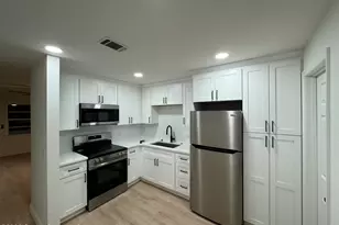 328 Bay Ave, Cocoa, FL 32922 - Photo 4