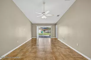 361 Del Monte Rd, Sebastian, FL 32958 - Photo 10