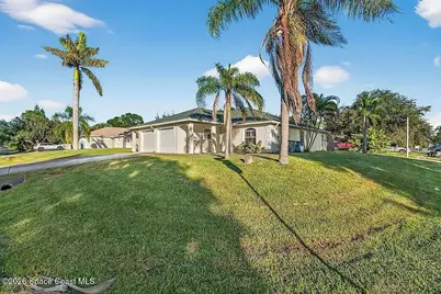 361 Del Monte Road #B, Sebastian, FL 32958 - Photo 2