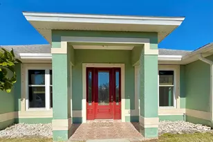 2542 Woodfield Circle, Melbourne, NC 32904 - Photo 2