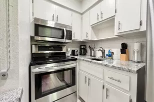 419 Ocean Ave, Melbourne Beach, FL 32951 - Photo 8