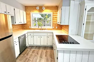 117 W Pasco Ln, Cocoa Beach, FL 32931 - Photo 4