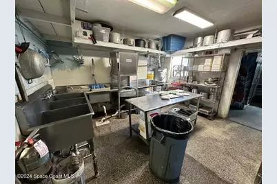 201 W Hibiscus Boulevard, Melbourne, FL 32901 - Photo 6