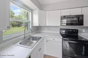 2756 Locksley Rd, Melbourne, FL 32935 - Photo 4