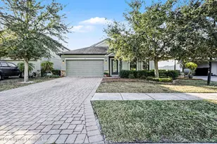 980 Dillard Dr SE, Palm Bay, FL 32909 - Photo 2