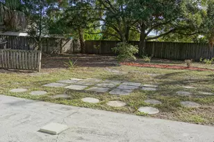 476 Crescent Dr, Melbourne, FL 32901 - Photo 38