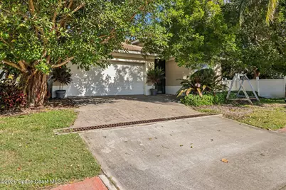 121 Seminole Lane, Cocoa Beach, FL 32931 - Photo 2