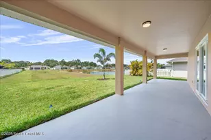 1035 Captiva Island Circle SW, Palm Bay, FL 32908 - Photo 2