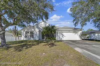 199 Bellbrook Street SE, Palm Bay, FL 32909 - Photo 2
