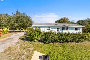 637 Roseland Rd, Sebastian, FL 32958 - Photo 2