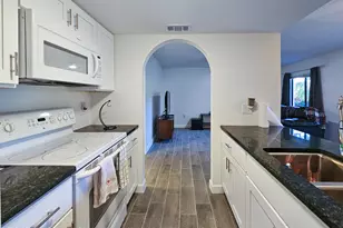 193 San Juan Cir, Melbourne, FL 32935 - Photo 18