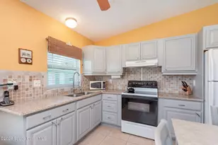 123 Roosevelt Ave, Cocoa Beach, FL 32931 - Photo 8