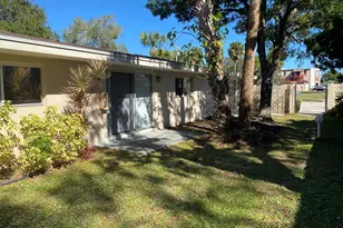1562 Guava Ave, Melbourne, FL 32935 - Photo 10