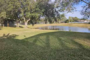 940 Gardenbrook Ct SE, Palm Bay, FL 32909 - Photo 4