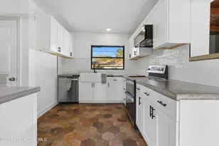 452 Laurie St, Melbourne, FL 32935 - Photo 8