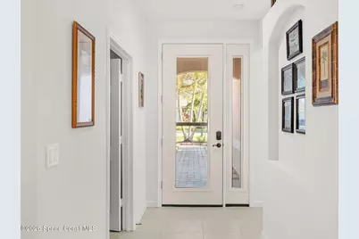 571 Gardendale Circle SE, Palm Bay, FL 32909 - Photo 10