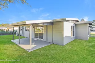 514 4th Pl SW, Vero Beach, FL 32962 - Photo 16