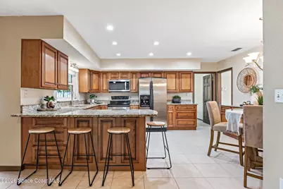 230 Ellwood Avenue, Satellite Beach, FL 32937 - Photo 10