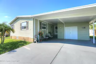 7622 Great Bear Lake Dr, Micco, FL 32976 - Photo 6