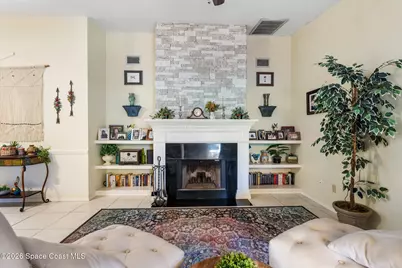 742 Timber Ridge Trail SW #C, Vero Beach, FL 32962 - Photo 2