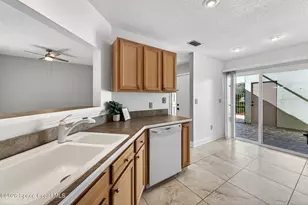 737 Green Valley Ln, Melbourne, FL 32940 - Photo 14