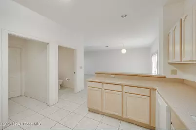 624 Cedar Side Circle NE, Palm Bay, FL 32905 - Photo 14