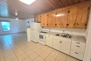 1812 Guava Ave, Melbourne, FL 32935 - Photo 8