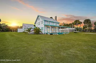 2612 Riverview Dr, Melbourne, FL 32901 - Photo 2