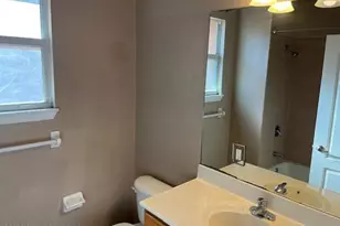 1035 Venetian Dr, Melbourne, FL 32904 - Photo 22