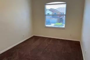 1035 Venetian Dr, Melbourne, FL 32904 - Photo 10