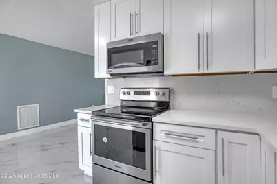 1051 Grove Avenue, Cocoa, FL 32922 - Photo 12