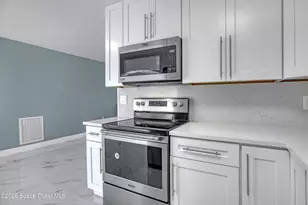 1051 Grove Ave, Cocoa, FL 32922 - Photo 12