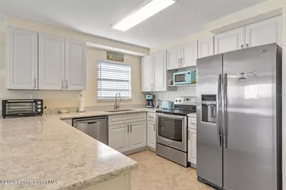 1515 S Atlantic Avenue #404, Cocoa Beach, FL 32931 - Photo 4