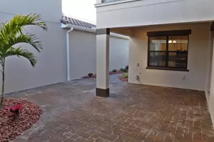 7123 Vista Hermosa Dr, Melbourne, FL 32940 - Photo 4