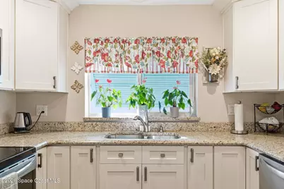 189 Coral Way E, Indialantic, FL 32903 - Photo 12