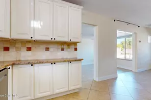 453 Bamboo Ln, Melbourne, FL 32935 - Photo 10