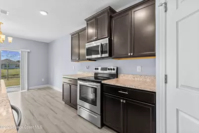 402 Moray Drive SW, Palm Bay, FL 32908 - Photo 10