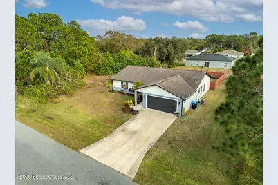 2115 Wagonwheel Avenue SE, Palm Bay, FL 32909 - Photo 2