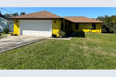 136 Atlantic Drive, Melbourne Beach, FL 32951 - Photo 2