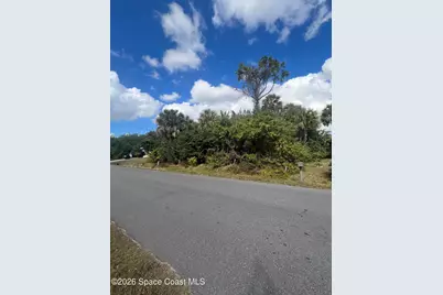 883 Serenade Street NW, Palm Bay, FL 32907 - Photo 4