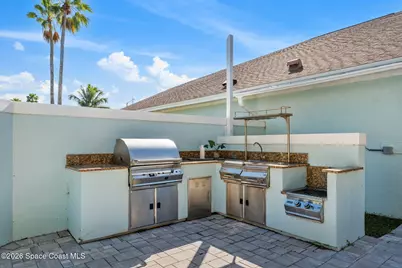 398 Riverview Lane, Melbourne Beach, FL 32951 - Photo 58