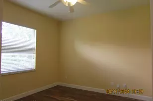 1882 Woodfield Cir, Melbourne, FL 32904 - Photo 8