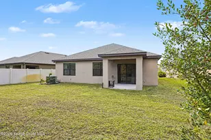 543 Old Country Rd S E, Palm Bay, FL 32909 - Photo 16