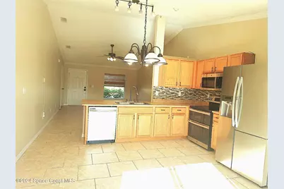 880 Brickell Street SE, Palm Bay, FL 32909 - Photo 2
