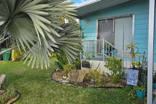 544 Jennifer Cir, West Melbourne, FL 32904 - Photo 2