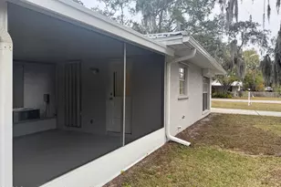 9840 Honeysuckle Dr, Sebastian, FL 32976 - Photo 4