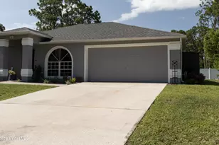 1572 Holbrook Rd NW, Palm Bay, FL 32907 - Photo 2
