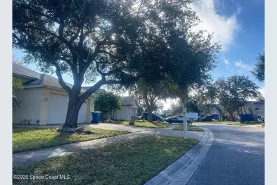 1306 Crimson Clover Lane, Wesley Chapel, FL 33545 - Photo 4